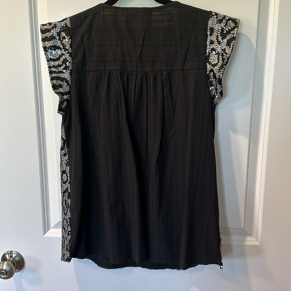 Savanna Jane Small Sequin and Embroidered Top Blouse. Black & Silver - Picture 4 of 5